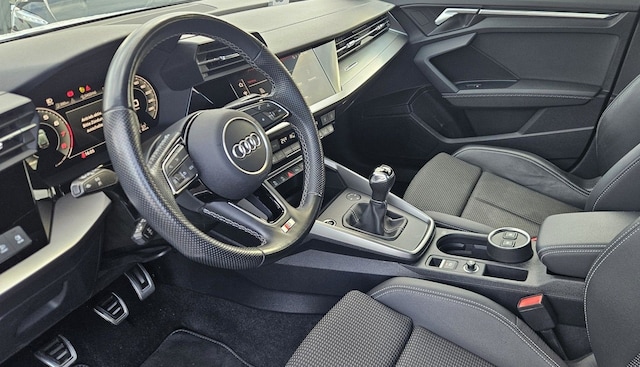 Audi A3 35 TFSI S-Line Sportback