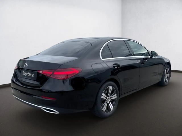 Mercedes-Benz C 200 4MATIC AVANTGARDE Sedan