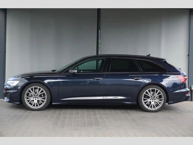 Audi S6 Avant
