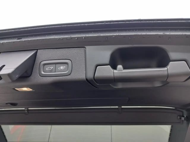 Volvo XC60 AWD Plus T6