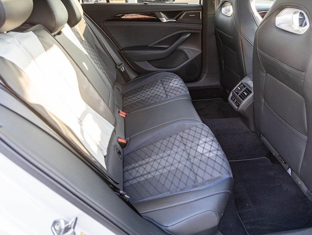 Volkswagen Passat 2.0 TDI DSG Variant