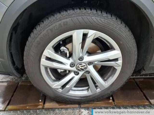 Volkswagen T-Roc 1.5 TSI DSG R-Line