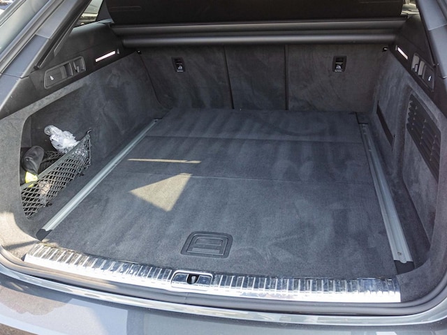 Audi S6 Avant Quattro