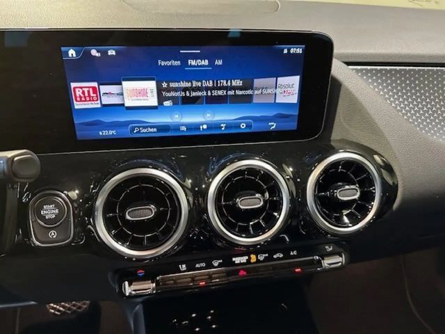 Mercedes-Benz GLA 200 Progressive