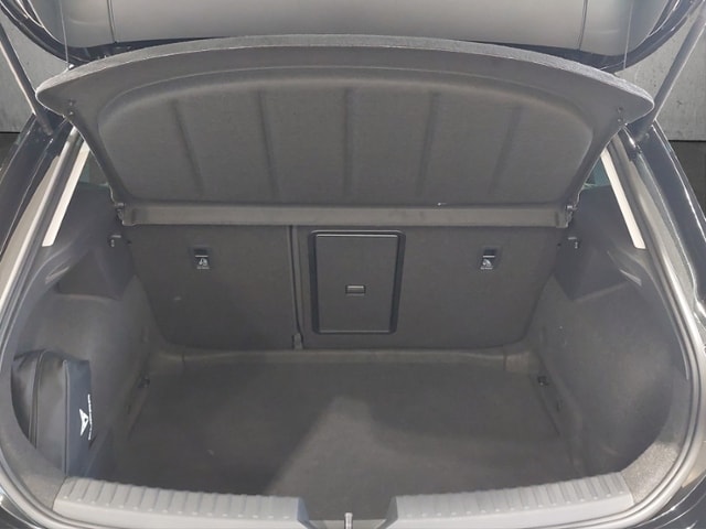 Cupra Leon 2.0 TDI LED+NAVI+FULL LINK+PARKLENK+BEATS