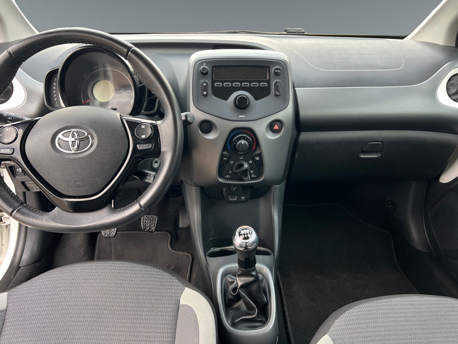 Toyota Aygo Play X-play