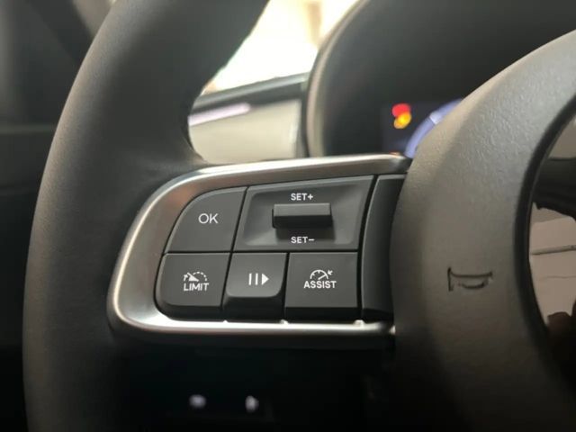 Fiat 600e Style-/Komfortpaket 360°PDC SHZG KAM APPLECAR/ANDR