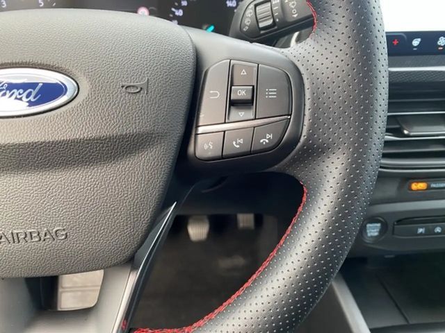 Ford Focus EcoBoost ST Line Wagon