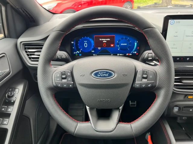 Ford Focus ST Line Wagon