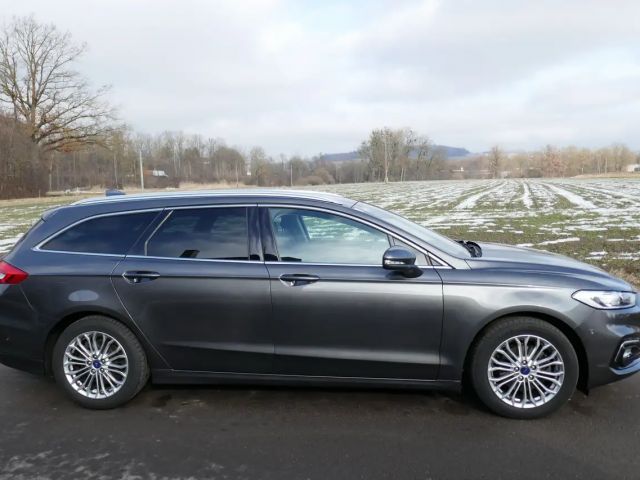 Ford Mondeo Titanium