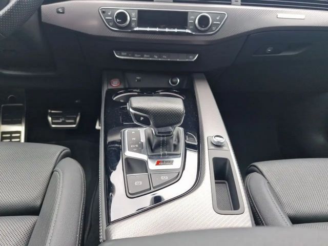 Audi RS4 Avant Quattro