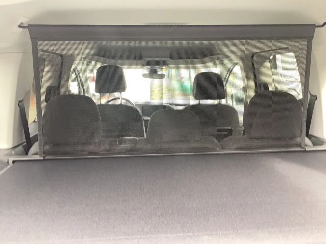 Volkswagen Caddy Combi DSG