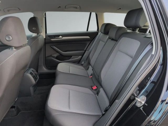 Volkswagen Passat 1.5 TSI DSG Variant
