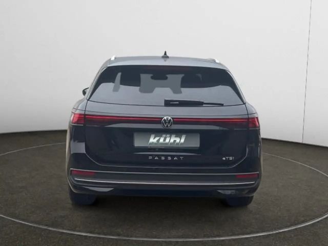 Volkswagen Passat 1.5 eTSI Business DSG Variant
