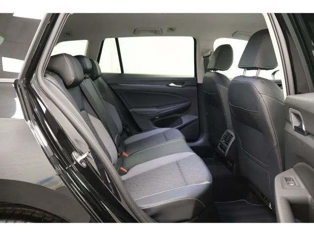 Volkswagen Golf 2.0 TDI DSG Golf VIII Variant