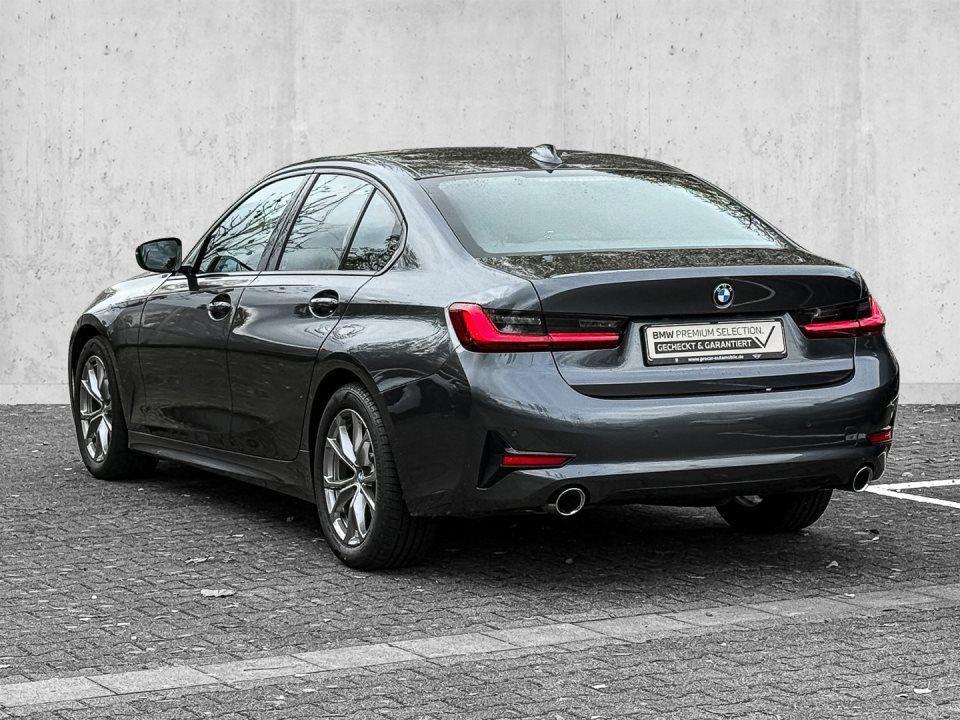 BMW 320 320d Sedan