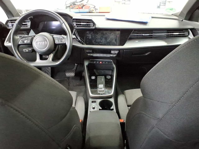 Audi A3 35 TFSI S-Line S-Tronic Sedan