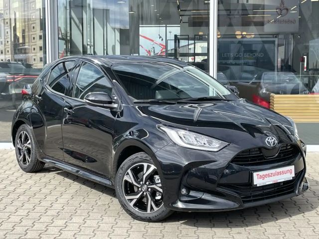 Toyota Yaris Hatchback Hybride VVT-i