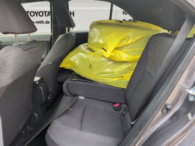 Toyota Yaris Cross 5-deurs Team D