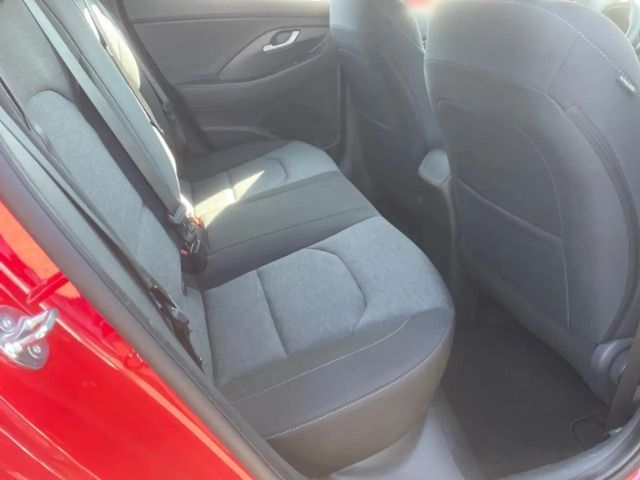 Hyundai i30 Hybrid Select