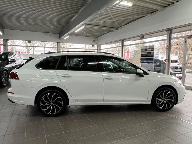 Volkswagen Golf 2.0 TDI Golf VIII Life Variant