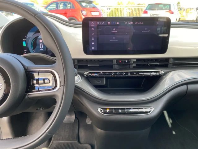 Fiat 500e Navi Klimaautom Fahrerprofil DAB SHZ