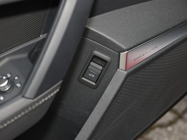 Audi S3 Quattro S-Tronic Sedan