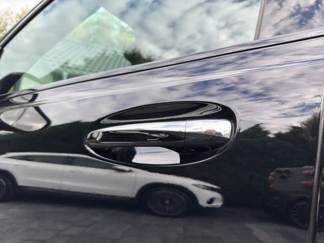 Mercedes-Benz EQB 350 4MATIC AMG Line