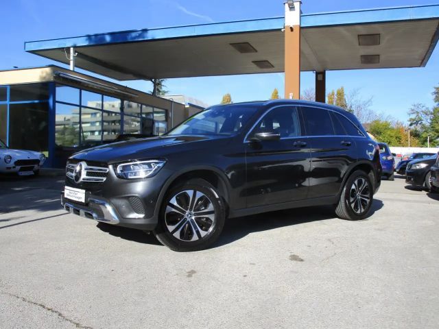 Mercedes-Benz GLC 300 4MATIC