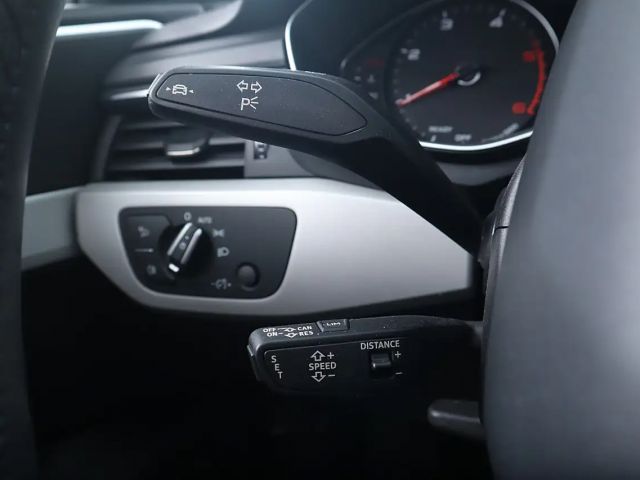 Audi A4 35 TDI S-Tronic Sedan