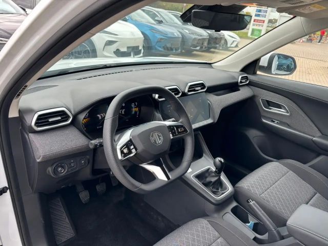 MG ZS Standard range