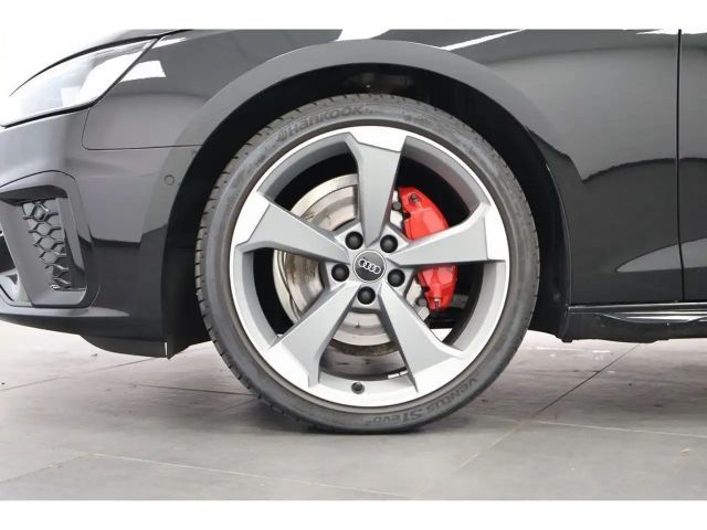 Audi A4 40 TDI Avant S-Line