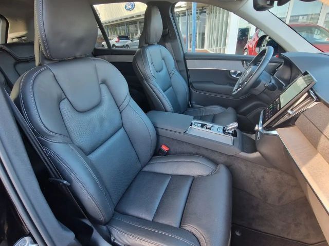 Volvo XC90 AWD Dark Plus Recharge