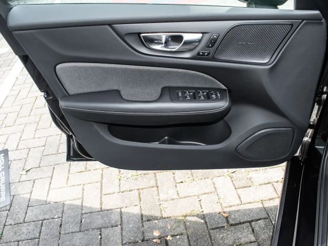 Volvo V60 AWD Dark Plus Recharge T8