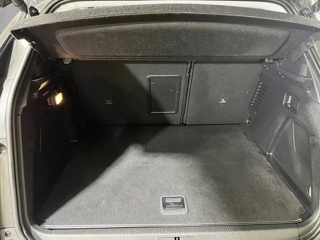 Peugeot 3008 EAT8 Hybrid