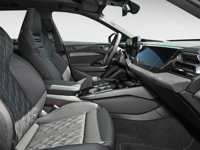 Audi A6 Avant Quattro S-Tronic