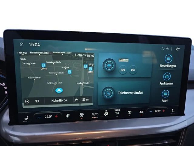 Ford Focus 1,0 125PS ACC/Kamera/LED/Navi/Winterp.     **