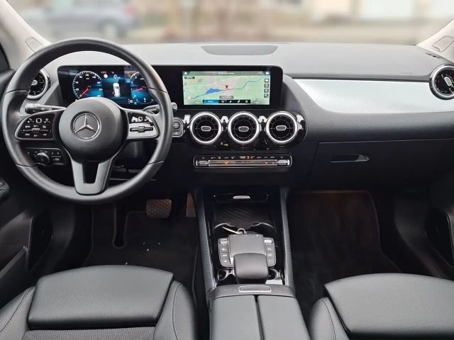 Mercedes-Benz GLA 250 Style