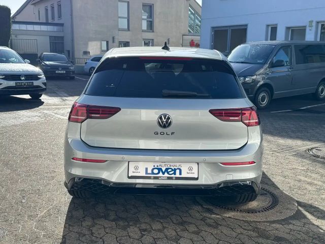 Volkswagen Golf 1.5 TSI Golf VIII R-Line