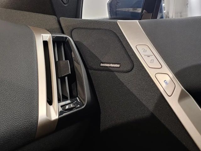 BMW iX xDrive40