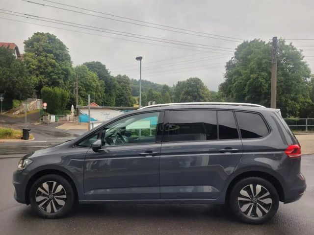Volkswagen Touran 1.5 TSI Move