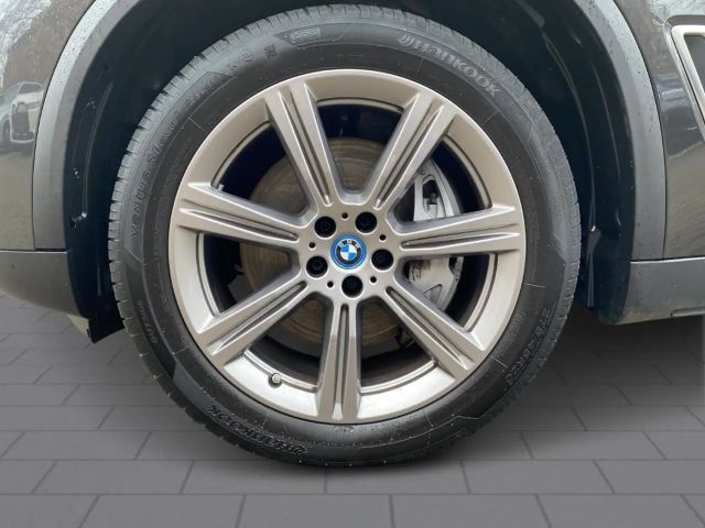 BMW X5 xDrive45e