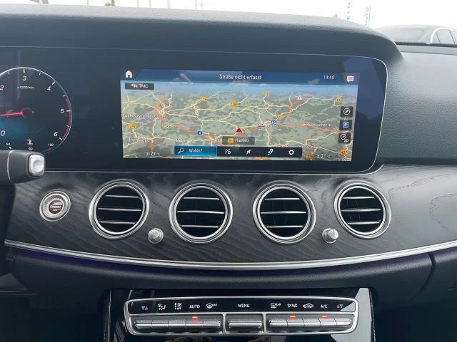 Mercedes-Benz E 220 E 220 d Estate