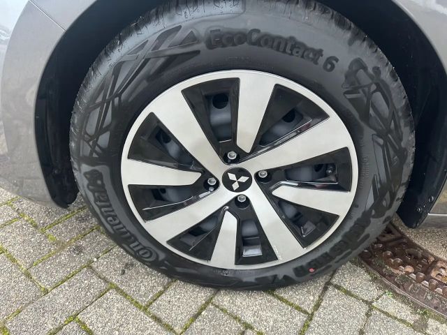 Mitsubishi Colt Basis