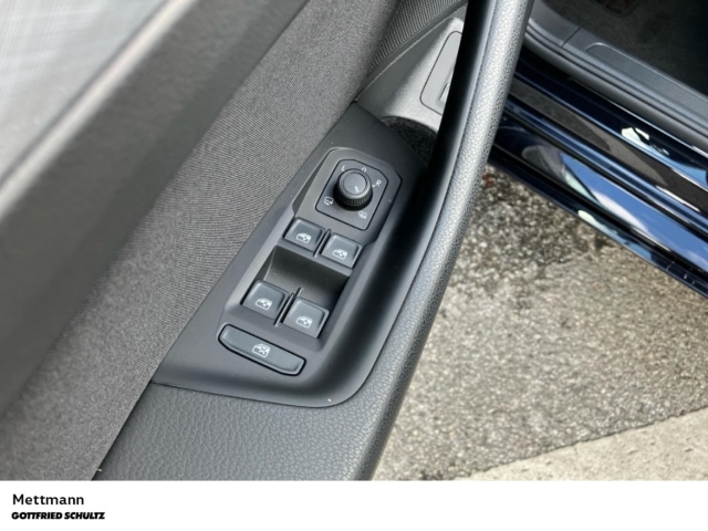 Volkswagen Passat 1.5 TSI Business DSG Variant