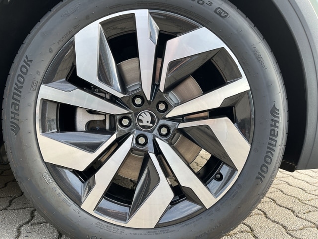 Skoda Elroq MATRIX WP AHK ACC