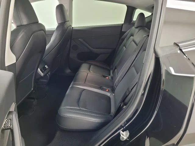 Tesla Model Y AWD Long Range