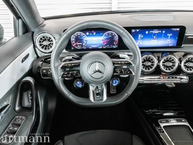 Mercedes-Benz A 35 AMG 4MATIC AMG Line