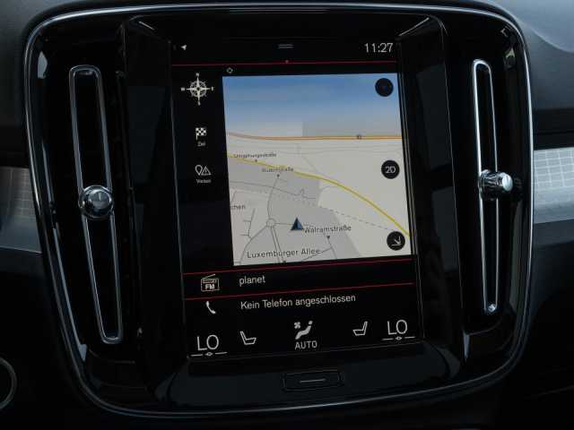 Volvo XC40 R-Design Recharge