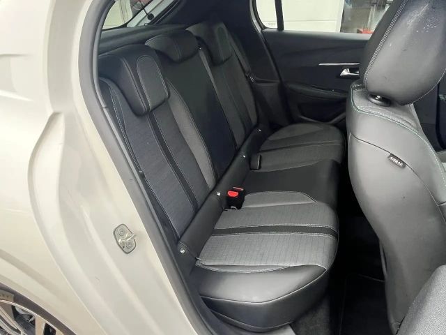 Peugeot 208 Allure Pack